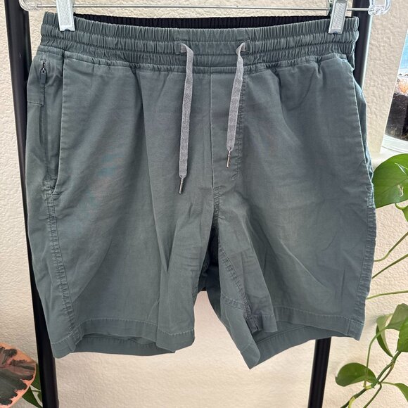 Lululemon Bowline Short 8" Size Small - Picture 1 of 4